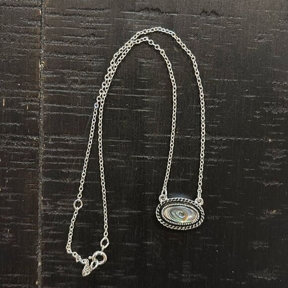 Sarah Abalone Silver Dainty Necklace​​ - Picture 1 of 5